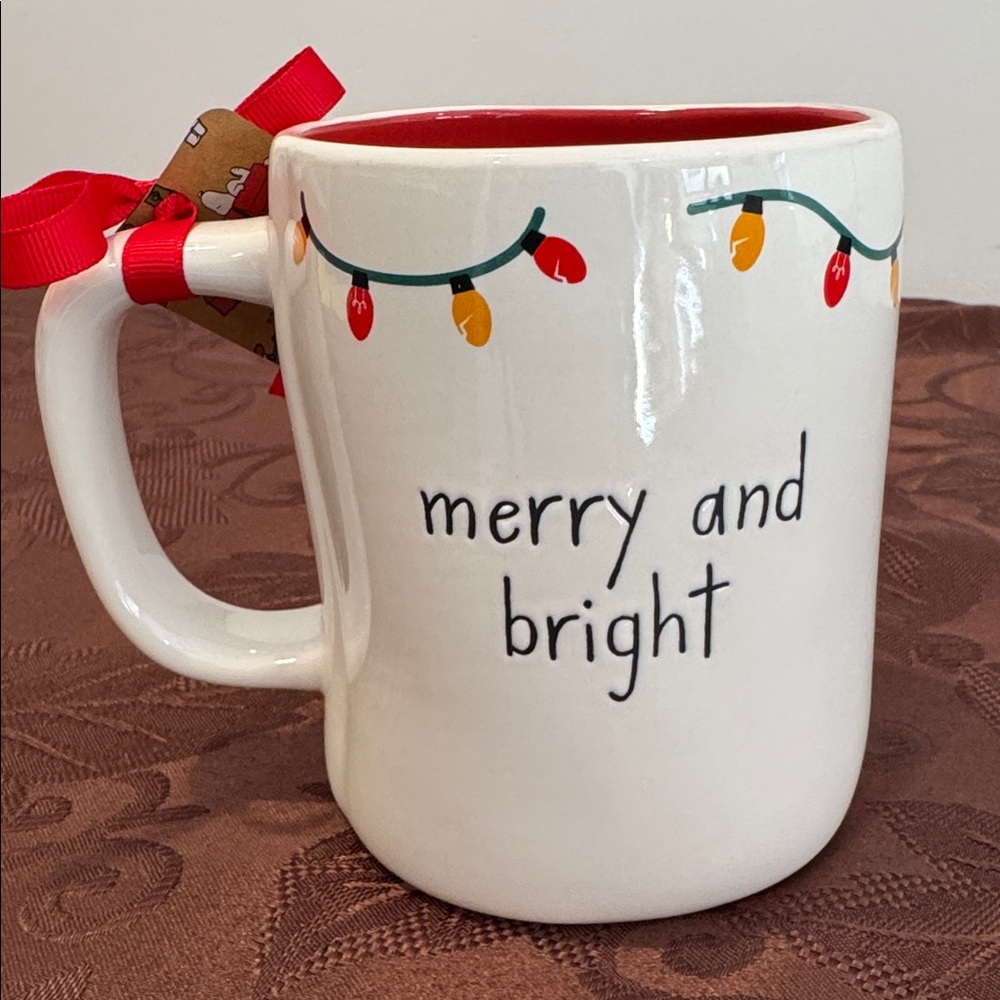 🎄Peanuts X Rae Dunn  Holiday Mug - Picture 2 of 8
